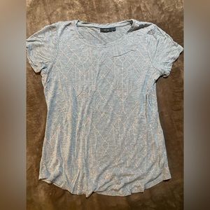 Apt 9 • womens top • medium